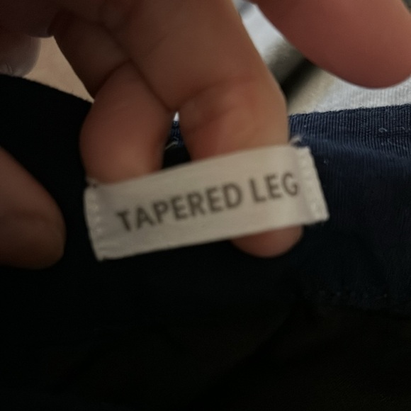 LOFT Tapered Leg Pant color Navy Size 6 - Picture 4 of 11